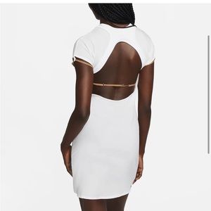 La Robe Jacquemus x Nike: Dress